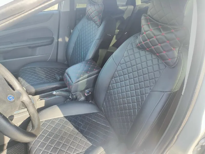 Ford focus 2. ford фокус 2 пробег 231.000 двигатель 1,6 бензин, атмосферный, простой и надежный. кпп механика. двигатель после полного капремонта(фото и видео капиталки есть). стоит хорошая андроид магнитола, новое лобовое стекло, хорошие кожаные чехлы. пройден техосмотр. продажа с полным переоформлением. из минусов(горит чек по лямбде). течей нет, новое сцепление. с ним отдам новые диски в коробке 16. осмотр город шахтерск. цена 550+торг +79493532173 📞 звоните: +7(949)3532173 - фотография - 6