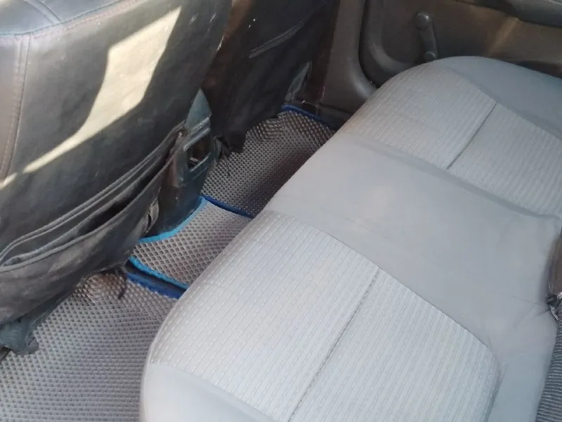 Автор: продам almera classic 2006г, 1.6 на механике я владелец! полностью на ходу, мотор масло ни жрет цепь стоит оригинал, кпп отлично, новый акб, рейка после ремонта с проточкой вала еще на гарантии, по ходовой все ок, днище завод не гнилое не варилось, электро зеркала с подогревом, подогрев сидений, кондиционер рабочий, новое лето на 15 титанах и шип-зима на штампах, из минусов слез лак крыша капот и лобовое с трещиной!цена 350 без торга г. снежное тел, . +79493620527.. !!!наш телеграм канал [ бесплатное размещение за репост!!! правила сообщества [ мы в мах [ [ 📞 звоните: +7(949)3620527 - фотография - 5