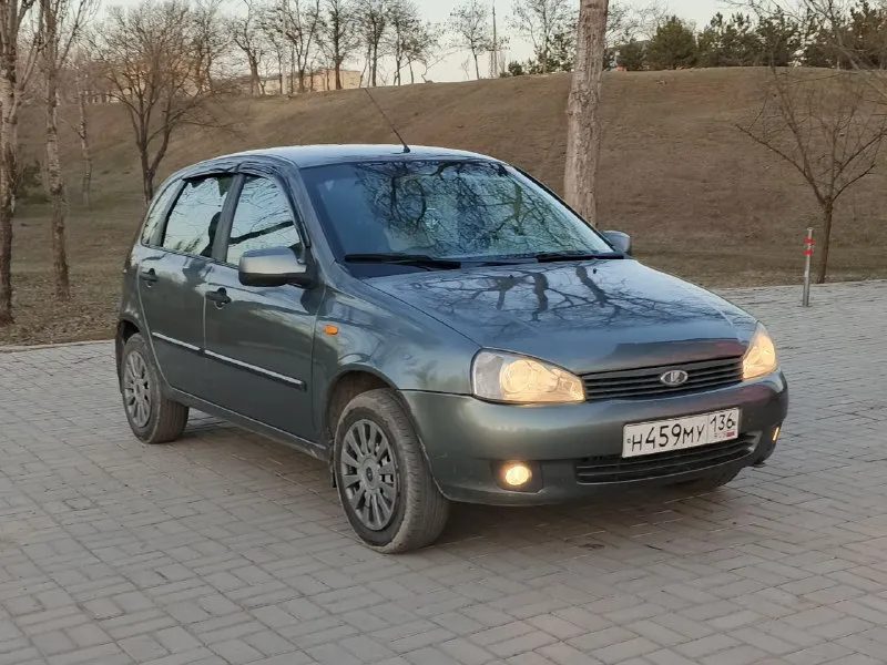 Продам карину в хорошем состоянии в комплектации люкс в нее входит кондиционер, 4 стеклоподъёмника,... - фотография