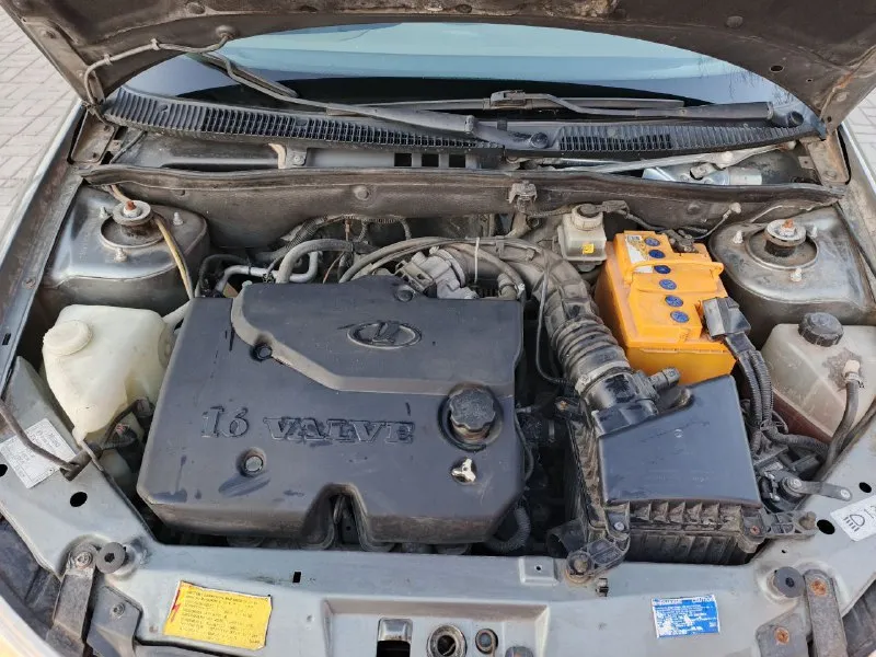 Продам карину в хорошем состоянии в комплектации люкс в нее входит кондиционер, 4 стеклоподъёмника, 2 подушки безопасности, эур, подогрев сидений, подогрев заднего стекла, парктроник, абс, уже на летней резине мотор 1,4 16кл резвый работает как часы кпп не выбивает не хрустит ходовка перебрана салон в хорошем состоянии сигнализация 2 пары ключей сервисная книжка по электрике все работает по документам чистая зелёная автотека любое переоформление интересует обмен пишите в лс или звоните по номеру +79490034989 📲 tg: @kolyanchik_180 📞 звоните: +7(949)0034989 - фотография - 6