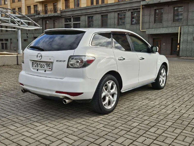 Mazda cx-7 2010г рестайл 2,3 бензин 186т км полный привод. авто в хорошем состоянии. без дтп, 2 косметических окраса(до 250микрон) стекла и железо вкруг родные! /коробка/электрика/кондиционер все работает без нюансов! комплектация максимальная, кроме люка - безключевой доступ, климат контроль, круиз контроль, музыка bose, электросиденья с памятью и подогревом, камера заднего вида, парктроник перед/зад и др. 900т руб 9495213411 📞 звоните: +7(949)5213411 - фотография - 4