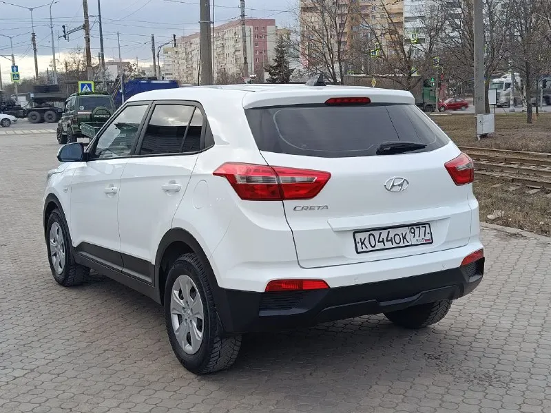 Hyundai creta 1.6 at 2017 -пробег 165000 - автомат -цена: 1.545000₽ -тел: +79494676510 -мариуполь отличное состояние автомобиля, весь в родной краске, своевременно обслуживался. в данный момент без вложений, кузов без дефектов, коробка работает четко масло менялось, подвеска без нареканий никаких стуков, по электрике ошибок нет. салон не затерт ухожен. круиз-контроль, кондиционер, автозапуск с телефона, bluetooth audio aux usb громкая связь, задний парктроник, птф, все стеклоподъëмники. история прозрачная, отчет автотеки прилагаю в фото. 📲 tg: т 📞 звоните: +7(949)4676510 - фотография - 6