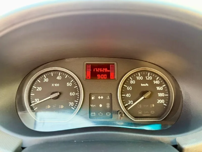 🇫🇷 renault sandero 💰цена: 600 000р 🏢город: мариуполь 📅год выпуска: 2012 🧾пробег: 172 628км. ⚙️двигатель: 1.4 8v ⛽топливо: бензин ⚙️кпп: механика 📞 телефон: +7-949-727-41-51 +7-949-551-91-52 +7-989-263-55-56 💾 описание: sandero – автомо. .. ge:url('//telegram. org/img/emoji/40/e29c85.png')">✅ оригинальный пробег ✅ заводская краска ✅ южная эксплуатация ✅ техническая часть на 5+ ✅ комплектация: ❄️ кондиционер, гур, abs, магнитола с usb и aux, сигнализация, передние электростеклоподьемники. ➕ автомобиль с пройденным техническим осмотром и готов к переоформлению. улица шевченко 2️⃣6️⃣9️⃣ 🏦 возможна продажа в кредит по двум документам. - фотография - 9