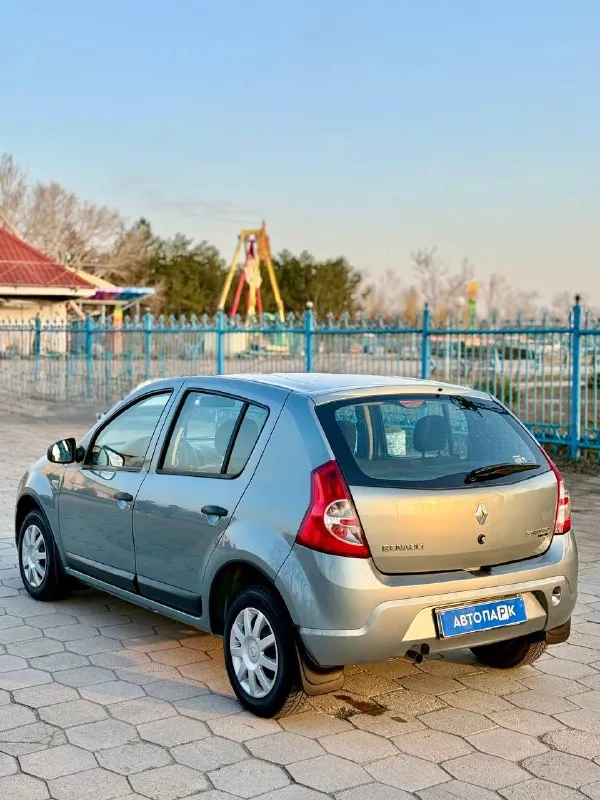 🇫🇷 renault sandero 💰цена: 600 000р 🏢город: мариуполь 📅год выпуска: 2010 🧾пробег: 171 103км. ⚙️двигатель: 1.4 8v ⛽топливо: бензин ⚙️кпп: механика 📞 телефон: +7-949-727-41-51 +7-949-551-91-52 +7-989-263-55-56 💾 описание: sandero – автомобиль, г. .. 5.png')">✅ оригинальный пробег ✅ заводская краска (пара косметических окрасов) ✅ южная эксплуатация ✅ техническая часть на 5+ ✅ комплектация: ❄️ кондиционер, гур, abs, магнитола с usb и aux, птф, сигнализация, передние электростеклоподьемники. ➕ автомобиль с пройденным техническим осмотром и готов к переоформлению. улица шевченко 2️⃣6️⃣9️⃣ 🏦 возможна продажа в кредит по двум документам. - фотография - 4