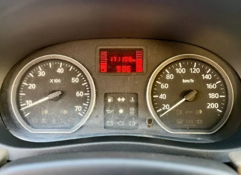 🇫🇷 renault sandero 💰цена: 600 000р 🏢город: мариуполь 📅год выпуска: 2010 🧾пробег: 171 103км. ⚙️двигатель: 1.4 8v ⛽топливо: бензин ⚙️кпп: механика 📞 телефон: +7-949-727-41-51 +7-949-551-91-52 +7-989-263-55-56 💾 описание: sandero – автомобиль, г. .. 5.png')">✅ оригинальный пробег ✅ заводская краска (пара косметических окрасов) ✅ южная эксплуатация ✅ техническая часть на 5+ ✅ комплектация: ❄️ кондиционер, гур, abs, магнитола с usb и aux, птф, сигнализация, передние электростеклоподьемники. ➕ автомобиль с пройденным техническим осмотром и готов к переоформлению. улица шевченко 2️⃣6️⃣9️⃣ 🏦 возможна продажа в кредит по двум документам. - фотография - 9