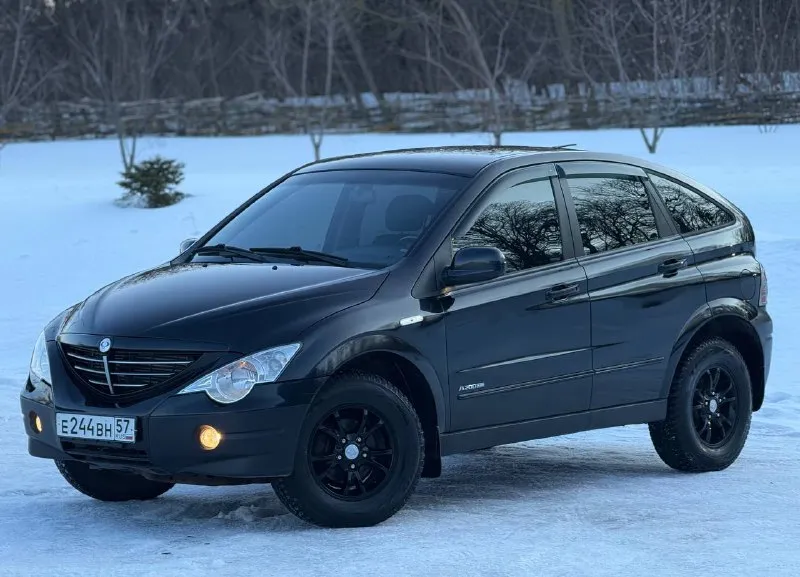 В продаже ssanyong actyon, 2.0 л (турбодизель) пробег : 137,890 км. год выпуска : 2007. без дтп. двигатель сухой, работает отлично, ошибок нет. неубиваемый (nag1) автомат, переключает едва заметно, никаких пинков, пробуксовок, частично заменено масло, фильтр, и прокладка поддона в ноябре месяце. ходовая часть отрабатывает отл. остекление в круг заводское включая и лобовое. никаких дополнительных вложений - не требует. подключаемый полный привод с понижайкой, с завода в заднем мосту установлен «самоблок». хорошая комплектация : круиз и климат, датчик дождя и датчик света, мультируль, . подогревы и сидений и зеркал, . доводчики окон, . автозапуск, установлен предпусковой подогреватель фирмы «eberspacher», запуск возможен в любой мороз. есть фаркоп, парктроники, камера заднего вида, громкая связь, навигация. резина зимняя/летняя. техосмотр пройден, авто готово к оформлению. контакты : +7 (949) 363-52-68 (есть «telegram») цена : 750,000 рублей. обмен не рассматриваю. территориально находится в г макеевка (центр) - фотография - 2