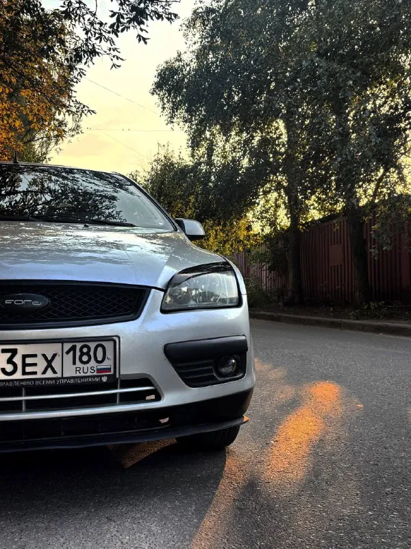 Продам или обменяю ford focus 2006г 1.8 резина зима лета, каждая откатала только сезон, отдаю компле... - фотография