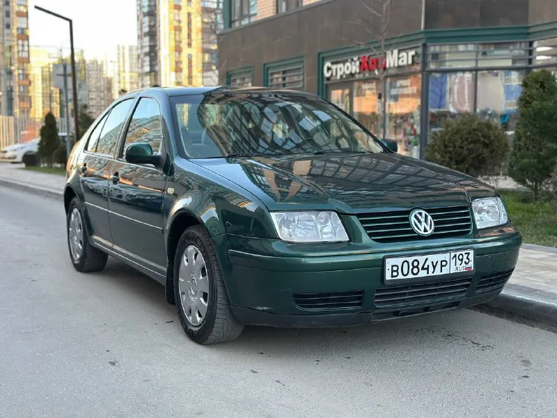 Vw bora 2.0 a/t автомобиль в хорошем состоянии для своих лет. мотор динамичный и прост в обслуживание, приятный и мягкий в ходу. коробка работает плавно без пинков. ходовая мячик. все опции по авто работают. очень удобный и практичный авто на каждый день. имеется видеообзор и автотека комплектация: ✅климат ✅4 стеклоподъемника ✅автомат ✅navi, usb, bluetooth ✅кожаный руль 🚗 196 000 км 💵 460 000₽ ☎️ +79495736232 сергей - фотография - 2