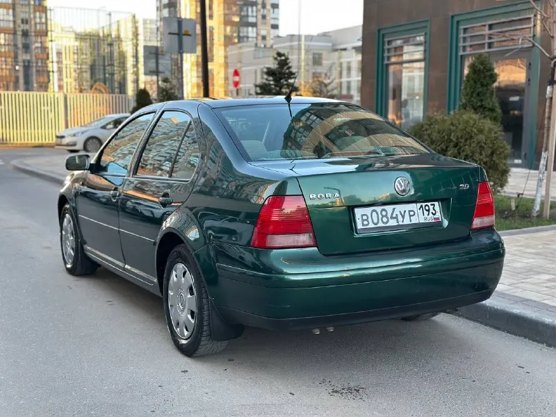 Vw bora 2.0 a/t автомобиль в хорошем состоянии для своих лет. мотор динамичный и прост в обслуживание, приятный и мягкий в ходу. коробка работает плавно без пинков. ходовая мячик. все опции по авто работают. очень удобный и практичный авто на каждый день. имеется видеообзор и автотека комплектация: ✅климат ✅4 стеклоподъемника ✅автомат ✅navi, usb, bluetooth ✅кожаный руль 🚗 196 000 км 💵 460 000₽ ☎️ +79495736232 сергей - фотография - 4