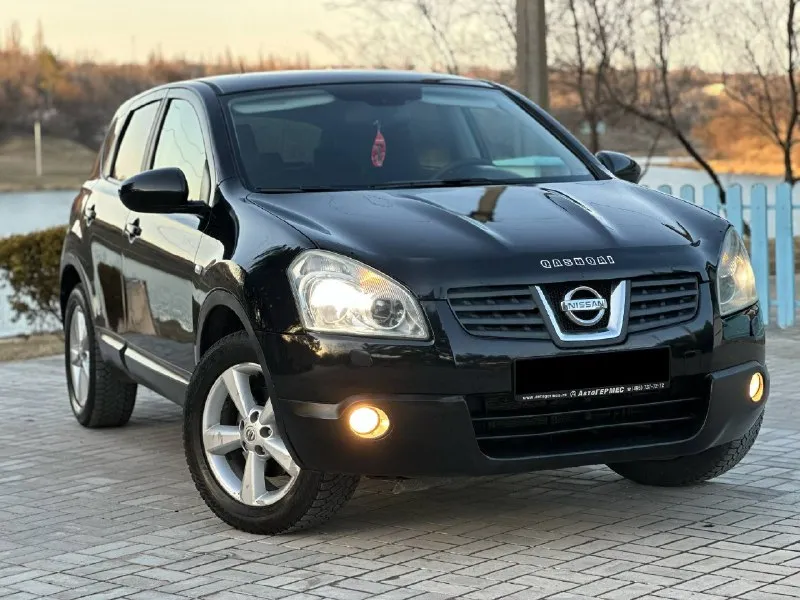 Продаю автомобиль в отличном состоянии. марка- nissan qashai год выпуска- 2008 декабрь обьем двигателя 2.0 бензин. коробка- автомат работает идеально. пробег- 216.ооо км максимальная комплектация: полностью кожаный салон. без ключевой доступ. кнопка старт стоп. круиз контроль. двух зонный климат контроль. авто свет. авто дождь. 4 стеклоподъемника. подогрев сидений. кожаный мультируль. туманки. громкая связь bluetooth. заводские диски r17. в двух словах отличный паркетник на каждый день, приятный расход 9л комфортный вместительный, и самое главное дешевый в обслуживании. покупателю приятный бонус 2 комплекта резины! цена 895.ооо₽ связь +7 949-051-85-07 звоните осмотр в любом месте по договору 📲 tg: @alligator_0888 📞 звоните: +7(949)0518507 - фотография - 4