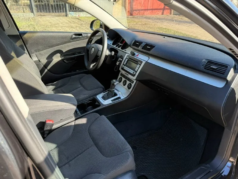 Цена 680.000₽ ❗️❗️❗️ продам volkswagen пассат б6. год-2008г. 2.0 акпп айсин! машина более 2х лет в одних руках. я хозяин. по машине сделано очень много! новая оптика с новыми линзами и замерами. свет великолепный! климат работает хорошо. кондиционер обслужен! машина полностью обслужена!!! возможен обмен тел +7 (949) 334-15-24 📞 звоните: +7(949)3341524 - фотография - 7