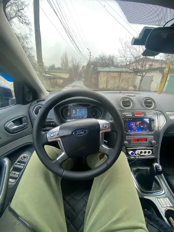 Продаю родную душу ford мондео 4 2.0 мкпп за время владения много чего было доработано установленные лазерные билэд модули фары и противотуманки закатаны в полиуретановую пленку. месяц назад перешил руль салон в отличном состоянии стоит дорогая андроид магнитола. грамотно проложены провода под музыку, по желанию можете вставить что захотите недавно перебрал полностью тормоза ( 3 суппорта перебрано, один задний был заменен) полностью новая магистраль. прошлый собственник капиталил мотор, с момента капиталки прошел 90 тыс. мною был удален катализатор и егр, прошита под евро 2 на специализированном сервисе. два комплекта резины. сейчас на зиме лето диски, резина везде хорошая. в общем все работает, все светит. электропривод водительского сидения, двухзонный климат контроль, датчик света и дождя, камера заднего вида. полный обогрев переднего и заднего лобового стекла. есть конечно косячки по кузову. реальному покупателю разумный торг! цена 640 тыс руб будут вопросы, звонить 📞 звоните: +7(949)4229558 - фотография - 9