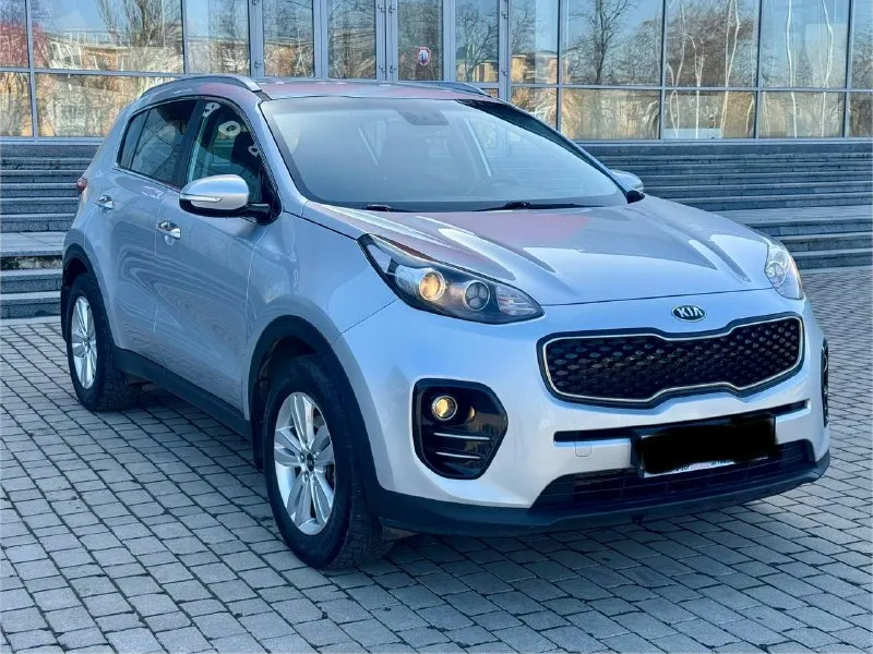 Kia sportage официал эксплуатация с 2018 года двигатель 2.0 бензин коробка автомат пробег родной 119 тыс. км. 1 владелец автомобиль в отличном состоянии, кузов без дтп ! весь в заводском окрасе 1000% готов на любые проверки с вашей стороны в автомобиле есть все для комфорта роздельный климат-контроль, круиз-контроль, датчики света, и дождя, подогревы всех сидений, руля, зеркал, и стекл, парктрони, камера заднего вида, и многое другое ! с документами полный порядок, продажа с полным переоформление в мрэо г. донецк цена 1.845тыс. ₽ торг звоните остальное по +79495210885 📲 tg: r. b 📞 звоните: +7(949)5210885 - фотография - 6