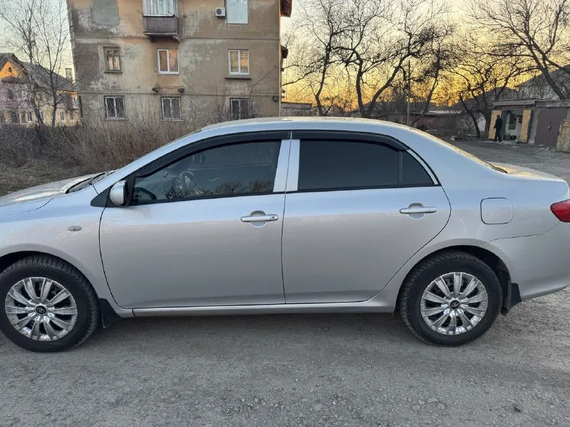 Продам таета королла 2008 года мотор 1.4, кпп механика. пробег 185000, авто на уверенном ходу, полностью обслужен. по кузову в хорошем состоянии. салон чистый, ухоженный, не затерт - кондиционер (холодит хорошо),2 стеклоподъемника, подогрев передних сидений, андроид магнитола с камерой заднего вида. автомобиль территориально находится в макеевке цена 780000т. руб. + торг при осмотре, тел. +79493039298 - фотография - 4