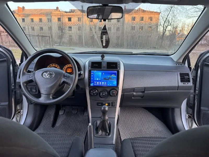 Продам таета королла 2008 года мотор 1.4, кпп механика. пробег 185000, авто на уверенном ходу, полностью обслужен. по кузову в хорошем состоянии. салон чистый, ухоженный, не затерт - кондиционер (холодит хорошо),2 стеклоподъемника, подогрев передних сидений, андроид магнитола с камерой заднего вида. автомобиль территориально находится в макеевке цена 780000т. руб. + торг при осмотре, тел. +79493039298 - фотография - 5