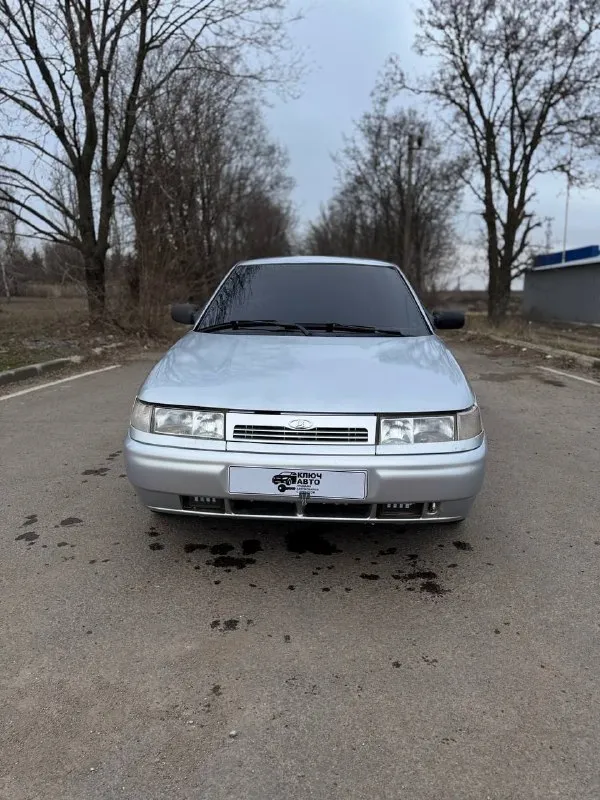 🚗 продам автомобиль ваз 2110 🚀 ▶️ год выпуска: 2004г. ▶️ объём двигателя: 1.5 8 клапанный ▶️ пробег: 250.000 ℹ️ описание: -2 эсп -магнитолла -подогрев заднего стекла без гура ❗️двигатель после ремонта едит очень хорошо, нигде ни капает, не сопливит. ✅ автомобиль в хорошем состоянии! но по кузову есть возрастные нюансы 📸 дно, пороги, лонжероны, стаканы, короба всё отлично❗️ - фотография - 1