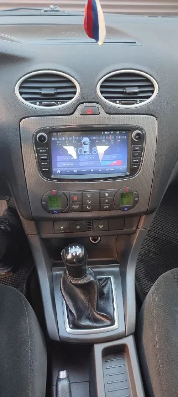 Продам свой автомобиль ford фокус 2 в 2016 году авто было пригнано из германии, с тех пор, я единственный владелец. автомобиль в очень хорошем состоянии, масло, фильтра, расходники менялись вовремя. кузов в отличном состоянии, рыжиков и ржавчины нет. салон велюр в идеальном состоянии. 👉 двигатель 1.6 бензин 115л 👉 оригинальный пробег 285 000км 👉 мкпп комплектация ghia * датчик дождя * датчик света * круиз контроль * абс * есп * обогрев лобового и заднего стекла * 2х зонный климат * магнитола андроид * велюровый салон * задний парктроник * все 4 стеклоподъёмника автоматические * 6 подушек безопасности * птф * в круг дисковые тормоза * фаркоп отличный, комфортный автомобиль. не разу не подводил. делать ничего не нужно, сел и поехал. 2 комплекта резины, 3 комплекта ковриков. г. луганск цена 660 000₽ +7 (959) 111-11-02 📞 звоните: +7(959)1111102 - фотография - 6