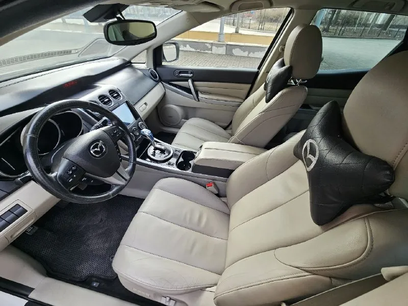 Mazda cx-7 2010г рестайл 2,3 бензин акпп 186т км полный привод. авто в хорошем состоянии. без дтп, 2 косметических окраса( до 250микрон). стекла и железо вкруг родные! мотор/коробка/электрика/кондиционер все работает без нюансов! комплектация максимальная, кроме люка - безключевой доступ, климат контроль, круиз контроль, музыка bose, электросиденья с памятью и подогревом и др. 900т руб +79495213411 - фотография - 10