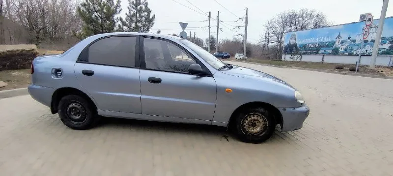 Продам ланос 2009 г.1.4 по машине много было чего сделано. новая тормозная система, новые свечи, провода, генератор, аккумулятор вложил не мало сил и денег. но сейчас столкнулся с новой проблемой пробило прокладку гбц. больше не хочу заниматься продаю как есть. я собственник. цена 120000 тысяч рублей торг. остальные вопросы по телефону +79495328524 📞 звоните: +7(949)5328524 - фотография - 4