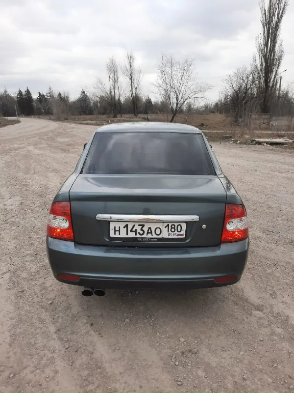 Ваз приора, 2011 г. в. , 1.6 (16 кл), мкпп, 158 000 км продаю свою приору 2011 года (я 4-й хозяин по птс). родной пробег 158 000 км. езжу каждый день. кузов живой, ровный, цвет зеленый металлик. денег на обслуживание не жалели — ставили только качественные брендовые запчасти. по технике вложений ноль — сел и поехал! мотор 1.6, 16 клапанов («шестнарь») гур передние электростеклоподъемники установлены безвтыковые поршня (клапана не гнет!) комплект грм gates (заменен 20 000 км назад) новые катушки зажигания bremi и свечи ngk новое сцепление luk (заменено 20 000 км назад) новый дроссель 54 мм поменяны все радиаторы, все патрубки заменены на силиконовые новый аккумулятор подвеска полностью перебрана: стоят стойки ss20 -30мм в круг свежие тормоза - brembo кузов поварен и полностью обработан антикором полный выхлоп «гранта спорт» (паук 4-1, трасса 51 мм) — звучит приятно и басисто сделана хорошая шумоизоляция (двери, пол, капот, багажник) — в салоне действительно тихо 2 комплек 📞 звоните: +7(949)4069153 - фотография - 5