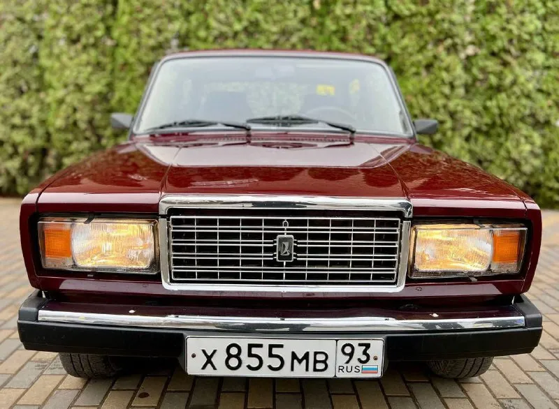 ✅продам ваз 2107 карбюратор год выпуска 2005 автотека зеленая 🌿 ✅65 тысячи пробега коробка передач 5 ступка по тех части без нареканий по кузову в идеальном состоянии без рыжиков вмятин царапин дно пороги целые не вареные по документам полный порядок видео обзор по запросу все вопросы по телефону писать звонить в любое время 💰цена автомобиля 255.000 тысяч, хороший торг! звоните +7 (961) 302-14-67 телеграмм: @officiall01_ol - фотография - 1