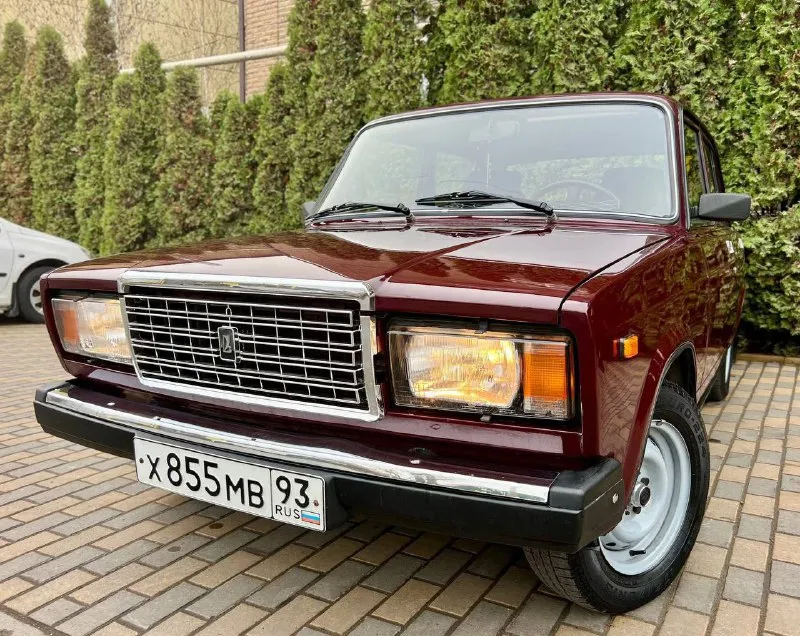 ✅продам ваз 2107 карбюратор год выпуска 2005 автотека зеленая 🌿 ✅65 тысячи пробега коробка передач 5 ступка по тех части без нареканий по кузову в идеальном состоянии без рыжиков вмятин царапин дно пороги целые не вареные по документам полный порядок видео обзор по запросу все вопросы по телефону писать звонить в любое время 💰цена автомобиля 255.000 тысяч, хороший торг! звоните +7 (961) 302-14-67 телеграмм: @officiall01_ol - фотография - 3