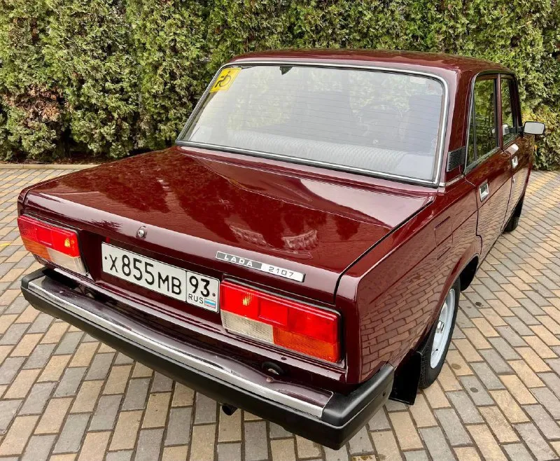 ✅продам ваз 2107 карбюратор год выпуска 2005 автотека зеленая 🌿 ✅65 тысячи пробега коробка передач 5 ступка по тех части без нареканий по кузову в идеальном состоянии без рыжиков вмятин царапин дно пороги целые не вареные по документам полный порядок видео обзор по запросу все вопросы по телефону писать звонить в любое время 💰цена автомобиля 255.000 тысяч, хороший торг! звоните +7 (961) 302-14-67 телеграмм: @officiall01_ol - фотография - 6