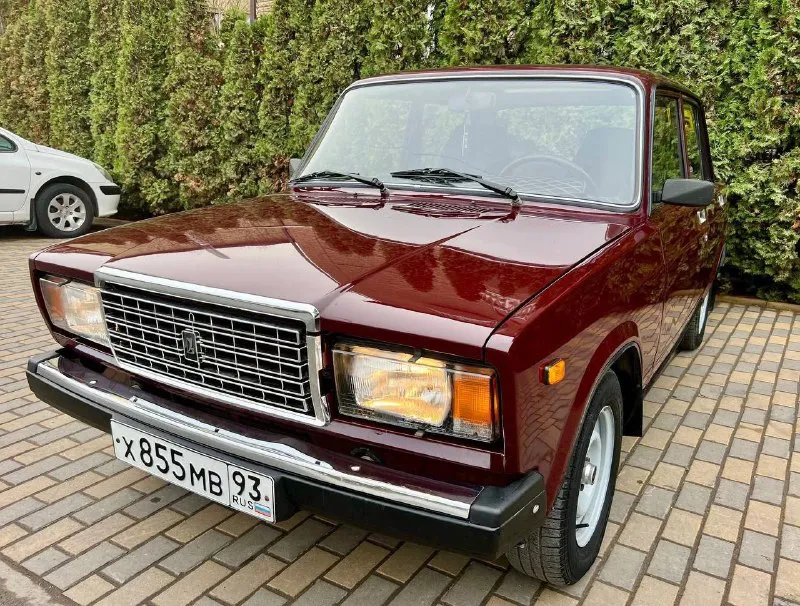 ✅продам ваз 2107 карбюратор год выпуска 2005 автотека зеленая 🌿 ✅65 тысячи пробега коробка передач 5 ступка по тех части без нареканий по кузову в идеальном состоянии без рыжиков вмятин царапин дно пороги целые не вареные по документам полный порядок видео обзор по запросу все вопросы по телефону писать звонить в любое время 💰цена автомобиля 255.000 тысяч, хороший торг! звоните +7 (961) 302-14-67 телеграмм: @officiall01_ol - фотография - 7