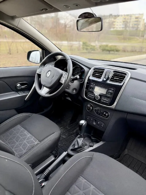 🇫🇷 renault sandero stepway 💰цена: 1 270 000р 🏢город: мариуполь 📅год выпуска: 2019 🧾пробег: 18 888км. ⚙️двигатель: 1.6 16v. ⛽топливо: бензин ⚙️кпп: автомат 📞 телефон: +7-989-263-55-56 +7-949-551-91-52 +7-949-727-41-51.. . ="emoji" style="background-image:url('//telegram. org/img/emoji/40/e29c85.png')">✅ оцинкованный кузов 🚙 двигатель k4m 1.6 16v очень резвый и надежный в паре с классическим гидротрансформаторным автоматом dp2. мягкая ходовая, высокий клиренс. ✅ самая максимальная комплектация: ❄️ климат-контроль, гур, abs, 2 airbag, подогрев сидений, птф, круиз-контроль и ограничитель скорости, регулировка по высоте сиденья и руля, кожаный мультируль, полный электопакет. ➕ новая зимняя резина. улица шевченко 2️⃣6️⃣9️⃣ 🏦 возможна продажа в кредит по двум документам. - фотография - 9