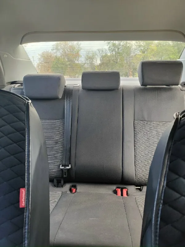 Продам volkswagen джетта 5, 2009 года, коробка автомат, 6 ступка. машина в достойном состоянии для своих лет, в салоне не курили. замена масла каждые 7 тысяч. новые диски штамповка, новая зимняя резина, камера заднего вида, хороший свет. пробег 210 тысяч, телефон для связи +79493879440. на нем же телеграмм. посмотреть можно в донецке, преимущественно киевский район. цена 850 тысяч, торг на месте 📞 звоните: +7(949)3879440 - фотография - 2