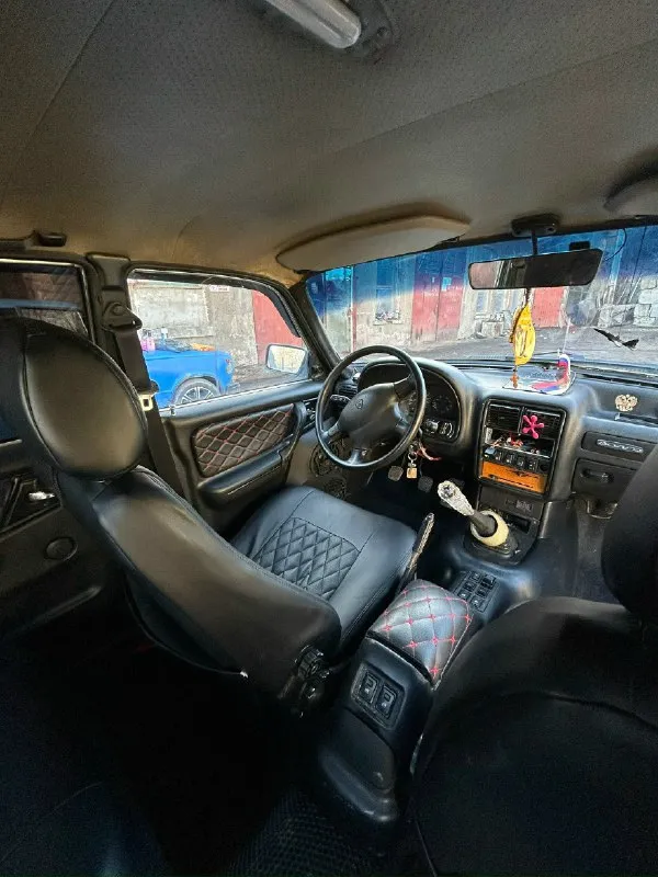 Продам боевую баржу!газ 3110(волга) машина личная, я собственник. 2000 года выпуска, газ(пропан)-бензин, мотор 402 после кап. ремонта, установлен новый гур. за последнее время было много чего поменяно. стоит генератор 140а нива. машина практически вся в шумке. подогрев сидений,4 эл. стекло подъемника стоит хорошая музыка диски 15r титаны по кузову есть моменты по лкп. дырок, гнили нет!дно всё заводское. тормоза поменяны в круг. стоят фары собственной разработки. цена 230т. +торг связь +7(949)509-66-82 и в лс. 📞 звоните: +7(949)5096682 - фотография - 3