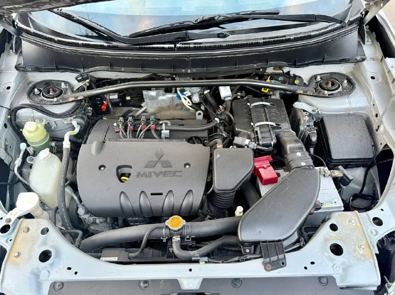 🇯🇵 mitsubishi outlander 💰цена: 1 100 000р 🏢город: мариуполь 📅год выпуска: 2009 🧾пробег: 198 507км. ⚙️двигатель: 2.0 ⛽топливо: бензин/газ ⚙️кпп: автомат 📞 телефон: +7-949-727-41-51 +7-989-263-55-56 +7-949-551-91-52 💾 описание: mitsub. .. >✅ южная эксплуатация. ✅ техническая часть на 5+ ✅ оригинальный пробег. ✅ салон как новый. ✅ салон трансформер. ✅ отличная комплектация: ❄️ кондиционер, подогрев сидений, гур, abs, птф, кожаный мультируль, центральный замок, tesla магнитола с камерой заднего вида, хорошая летняя резина на красивых литых дисках. улица шевченко 2️⃣6️⃣9️⃣ 🏦 возможна продажа в кредит по двум документам. - фотография - 7