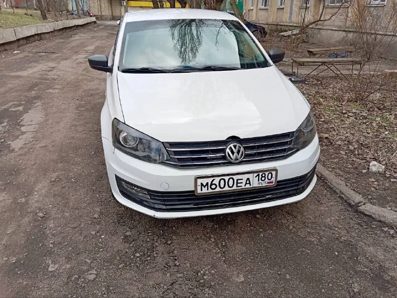 Volkswagen polo 2013 г. пробег: 137 т. км бензин 1.6 (цепной) полностью обслужен, заменены масла, фи... - фотография