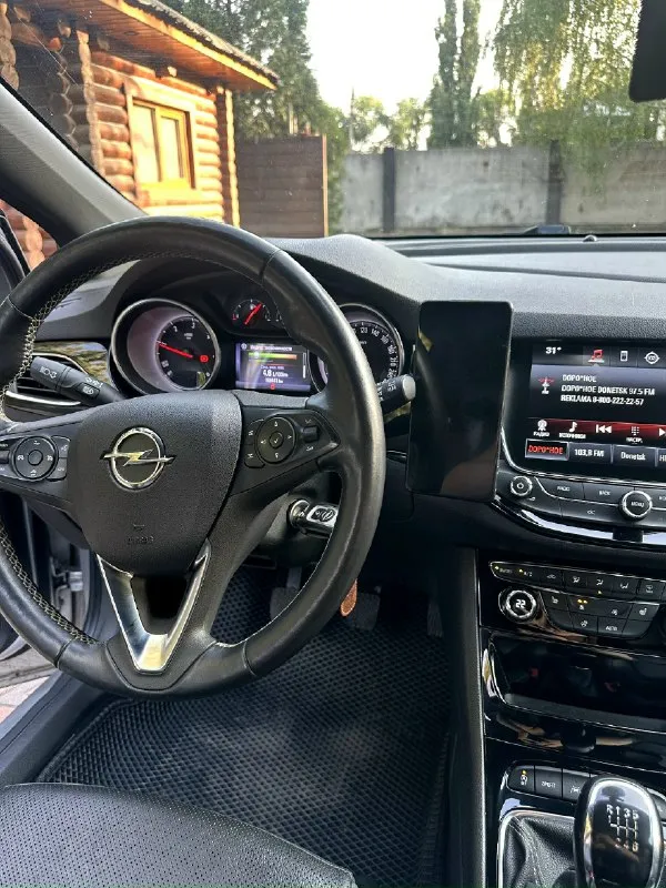 Opel astra sport toured + 2018 года выпуска. пробег 170 тыс. км. 1,6 turbo. cdтi, mкпп- 6 ст. автомобиль в идеальном состоянии. полностью в родном окрасе, без дтп! (любые проверки) авто полностью обслужен. вложений никаких не требует! салон нового авто! мкпп и двигатель работают отлично! предмаксимальная комплектация: двух-зонный климат контроль, адаптивный круиз контроль, удержание в полосе, считывание дорожных знаков, кожаный салон, черный потолок, диодная подсветка салона, обогрев сидений (передних, задних) и руля, электрорегулировка передних сидений, зеркал, партроники задние и передние!подсветка при воротах, led оптика с адаптивным дальним светом, эл-ручник, auto hold, сенсорная мультимедиа с поддержкой apple car play, android auto. голосовое управление. громкая связь. bluetooth. три режима езды! жк приборная панель и многое другое. цена: 1.5 🍋 аргументированный торг возле капота! осмотр г. харцызск. по всем вопросам:☎️ +7 949 321 8003 либо в лс. 📞 звоните: +7(949)3218003 - фотография - 9