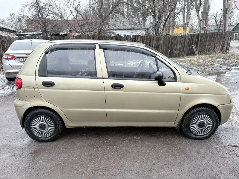 Автор: продам daewoo matiz 2011г. в мкпп авто в отличном состоянии, пробег 123т. км. двигатель, коробка-без нареканий. кузов живой, дно пороги на месте. опрятный салон. гур, кондиционер, эл. стеклоподьемники, led лампы, хорошая магнитола, два комплекта ключей. с документами полный порядок. цена 285т. р торг осмотр г. макеевка +7949 035 68 69.. !!!наш телеграм канал [ бесплатное размещение за репост!!! правила сообщества [ мы в мах [ [ 📞 звоните: +7(949)0356869 - фотография - 4