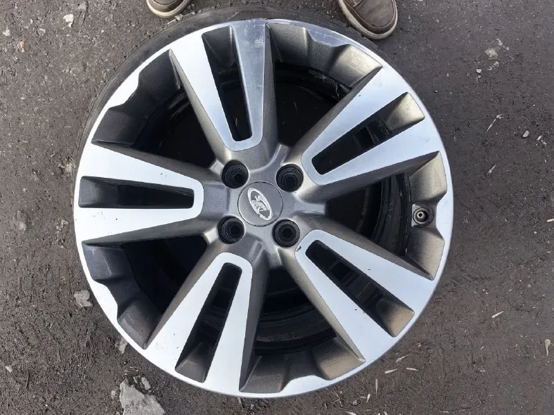 Продаю литые диски ваз vesta cross r17 - разболтовка 4×100 - ц. о 60.1мм - б/у цена: 23.000 ₽ все подробности по телефону +79493590755 г. харцызск. 📞 звоните: +7(949)3590755 - фотография - 6