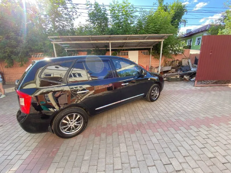 В продаже kia каренс 2008 год 230 оригинального пробега, машина в отличном состоянии все поменяно, по двигателю и коробке вопросов нет, машина каждый день на ходу +79493196164 виктор цена 800,торг при осмотре авто 📞 звоните: +7(949)3196164 - фотография - 2