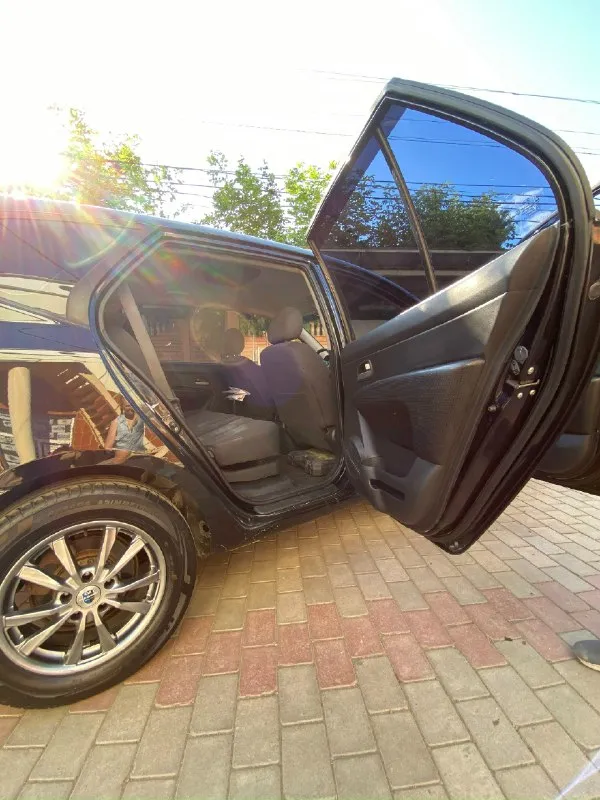 В продаже kia каренс 2008 год 230 оригинального пробега, машина в отличном состоянии все поменяно, по двигателю и коробке вопросов нет, машина каждый день на ходу +79493196164 виктор цена 800,торг при осмотре авто 📞 звоните: +7(949)3196164 - фотография - 3