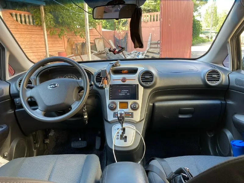 В продаже kia каренс 2008 год 230 оригинального пробега, машина в отличном состоянии все поменяно, по двигателю и коробке вопросов нет, машина каждый день на ходу +79493196164 виктор цена 800,торг при осмотре авто 📞 звоните: +7(949)3196164 - фотография - 5