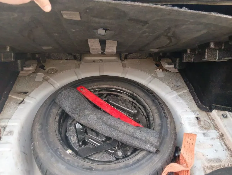 Продам chevrolet cruze ▪машина 2013 года, в хорошем состоянии, не дымит не троит, работает каждая кнопка ▪пробег 245.000,1.8 автомат ✅ ▪салон кожаный чистый и ухоженный✅ ▪один комплект резины, два ключа✅ ▪полная комплектация ✅ ▪цена 680.000 тысяч, от машины не избавляюсь реальному покупателю будет торг!💸 ▪осмотр:город харцызск ▪номер:+79494504484 ▪я хозяин, любое переоформление, автотека зеленьhttps://autoteka. ru/report/web/uuid/03276521-d6c7-43f8-87a6-e. . - фотография - 9