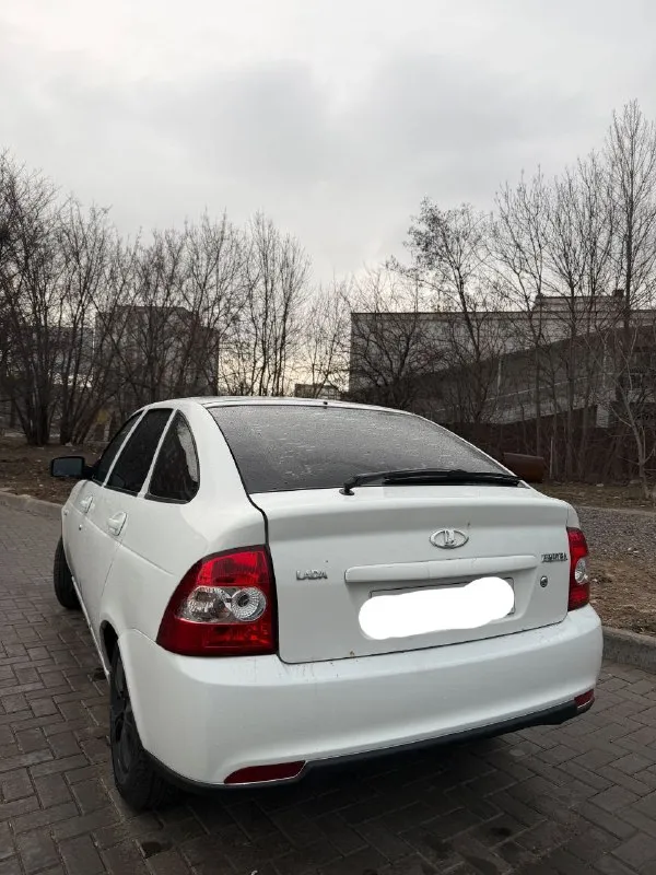 Продам приору 2011 года мотор идеально масла фильтра катушки свечи все новое аккумулятор новый коробка идеально новое сцепление корзина масла в коробки ходовая идеально новый привода в сборе двое новых тормозные блины колодки супорт новый стойки новый пружины шаровый новая резина летняя по кузову дно пороги стаканы в идеальном состоянии цена данного авто 315 тыс рублей торг +79494452420 - фотография - 3