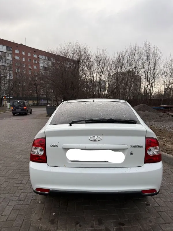 Продам приору 2011 года мотор идеально масла фильтра катушки свечи все новое аккумулятор новый коробка идеально новое сцепление корзина масла в коробки ходовая идеально новый привода в сборе двое новых тормозные блины колодки супорт новый стойки новый пружины шаровый новая резина летняя по кузову дно пороги стаканы в идеальном состоянии цена данного авто 315 тыс рублей торг +79494452420 - фотография - 5