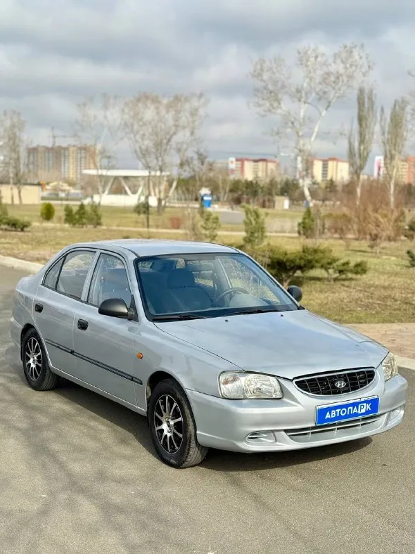 🇰🇵 hyundai accent 💰цена: 370 000р. 🏢город: мариуполь 📅год выпуска: 2003 🧾пробег: 293 750 км. ⚙️двигатель: 1.5 ⛽топливо: бензин ⚙️кпп: механика 📞 телефон: +7-949-727-41-51 +7-949-551-91-52 +7-989-263-55-56 💾 описание: hyundai accent (тагаз) — это надежный и популярный автомобиль, с высокой надежностью и не дорогим обслуживанием. ✅ отличное техническое и внешнее состояние ✅ кузов без коррозии ✅ оригинальный пробег ✅ южная эксплуатация кондиционер, гур, два стеклоподъемника, литые диски на хорошей резине. ➕автомобиль с пройденным техническим осмотром и готов к переоформлению. улица шевченко 2️⃣6️⃣9️⃣ 🏦 возможна продажа в кредит по двум документам. - фотография - 1