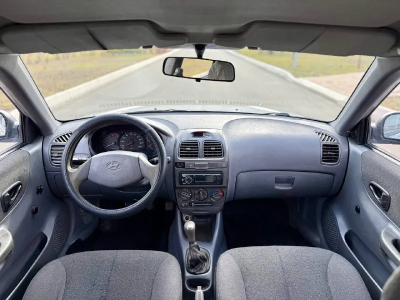 🇰🇵 hyundai accent 💰цена: 370 000р. 🏢город: мариуполь 📅год выпуска: 2003 🧾пробег: 293 750 км. ⚙️двигатель: 1.5 ⛽топливо: бензин ⚙️кпп: механика 📞 телефон: +7-949-727-41-51 +7-949-551-91-52 +7-989-263-55-56 💾 описание: hyundai accent (тагаз) — это надежный и популярный автомобиль, с высокой надежностью и не дорогим обслуживанием. ✅ отличное техническое и внешнее состояние ✅ кузов без коррозии ✅ оригинальный пробег ✅ южная эксплуатация кондиционер, гур, два стеклоподъемника, литые диски на хорошей резине. ➕автомобиль с пройденным техническим осмотром и готов к переоформлению. улица шевченко 2️⃣6️⃣9️⃣ 🏦 возможна продажа в кредит по двум документам. - фотография - 8
