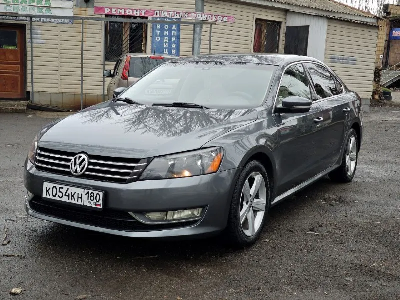 Продам volkswagen passat b7 2015г 1.8 turbo. коробка автомат aisin! пробег 200000км. автомобиль в хорошем состоянии. один владелец по птс. масла и фильтра поменяны. и коробка работают отлично (масло не берет). автомобиль обслужен! комплектация: старт/стоп, бесключевой доступ, подогревы, камера заднего вида, громкая связь и т. д. цена: 1 200 000₽. возможен обмен на микроавтобус или паркетник. тел. +79493054107 📲 tg: °maks°😎 📞 звоните: +7(949)3054107 - фотография - 1