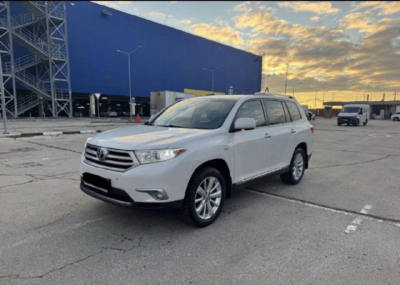 Продам toyota highlander 3.5 год 2011 в хорошем состоянии цена 1.580.000₽ без торга цена подарок пер... - фотография