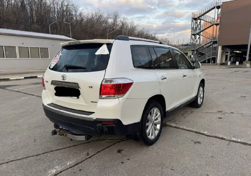 Продам toyota highlander 3.5 год 2011 в хорошем состоянии цена 1.580.000₽ без торга цена подарок первая донецк +500 все вопросы по телефону +79497425398 📲 tg: @klimenko_arkasha 📞 звоните: +7(949)7425398 - фотография - 3