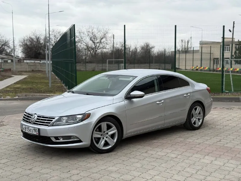 Продам volkswagen cc 2013г. в. 2.0 tsi на dq250 (мокрая). авто в идеальном состоянии по всем параметрам. покупал лично на аукционе копарт и делал тоже сам. все оригинал, сделано отлично. обслуживание дилерское. по кузову без вмятин, царапин, корозий и т. д. пробег 129000км. масло двс каждые 7тыс. агрегаты в идеальном состоянии, кпп без пинков и прочих дефектов, листает как новая. по ходовке заменены сайленты и наконечники лемфердер. колодки в круг новые brembo. поменяна цепь с натяжителями, успокоителями, сальниками все оригинал. авто прошито в revo, под 95 бензин, stage 1. поменяны свечи ngk и катушки ngk красные. в авто порядка 265 сил и 420 момента. 2 комплекта резины. новый акб. авто отполировано и покрыто жидким стеклом. полная шумоизол. дверей, замена задних динамиков. сигнализация с автозапуском и бесключевым доступом, фары затянуты бронью, два комплекта ковров, диски после покраски. богатая комплектация, все работает. авто без вложений. цена 1.890.000 руб. 📲 tg: @dontcallmeimbusy 📞 звоните: +7(949)4451834 - фотография - 2