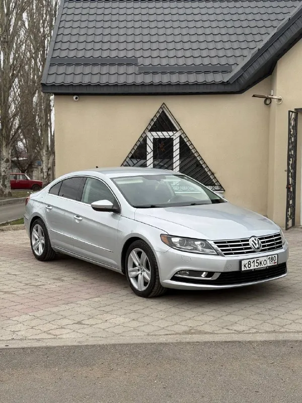 Продам volkswagen cc 2013г. в. 2.0 tsi на dq250 (мокрая). авто в идеальном состоянии по всем параметрам. покупал лично на аукционе копарт и делал тоже сам. все оригинал, сделано отлично. обслуживание дилерское. по кузову без вмятин, царапин, корозий и т. д. пробег 129000км. масло двс каждые 7тыс. агрегаты в идеальном состоянии, кпп без пинков и прочих дефектов, листает как новая. по ходовке заменены сайленты и наконечники лемфердер. колодки в круг новые brembo. поменяна цепь с натяжителями, успокоителями, сальниками все оригинал. авто прошито в revo, под 95 бензин, stage 1. поменяны свечи ngk и катушки ngk красные. в авто порядка 265 сил и 420 момента. 2 комплекта резины. новый акб. авто отполировано и покрыто жидким стеклом. полная шумоизол. дверей, замена задних динамиков. сигнализация с автозапуском и бесключевым доступом, фары затянуты бронью, два комплекта ковров, диски после покраски. богатая комплектация, все работает. авто без вложений. цена 1.890.000 руб. 📲 tg: @dontcallmeimbusy 📞 звоните: +7(949)4451834 - фотография - 4