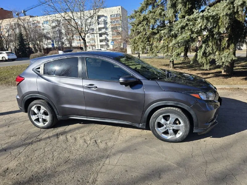 2016 год, 1.8, полный привод, пробег 129 тыс км. один владелец птс и стс в хорошем состоянии. комплектация : бесключевой доступ, климат контроль, подогревы сидений и зеркал, камера заднего хода, люк, старт-стоп и другое цена 1.6 +79494596510 📲 tg: ann 📞 звоните: +7(949)4596510 - фотография - 2